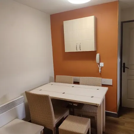 Heart Of Village, Near Beach, Wifi, Parking Saint-Raphaël